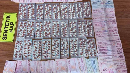 Malatya’da 457 adet sentetik ecza hap ve 234 gram uyuşturucu madde ele geçirildi