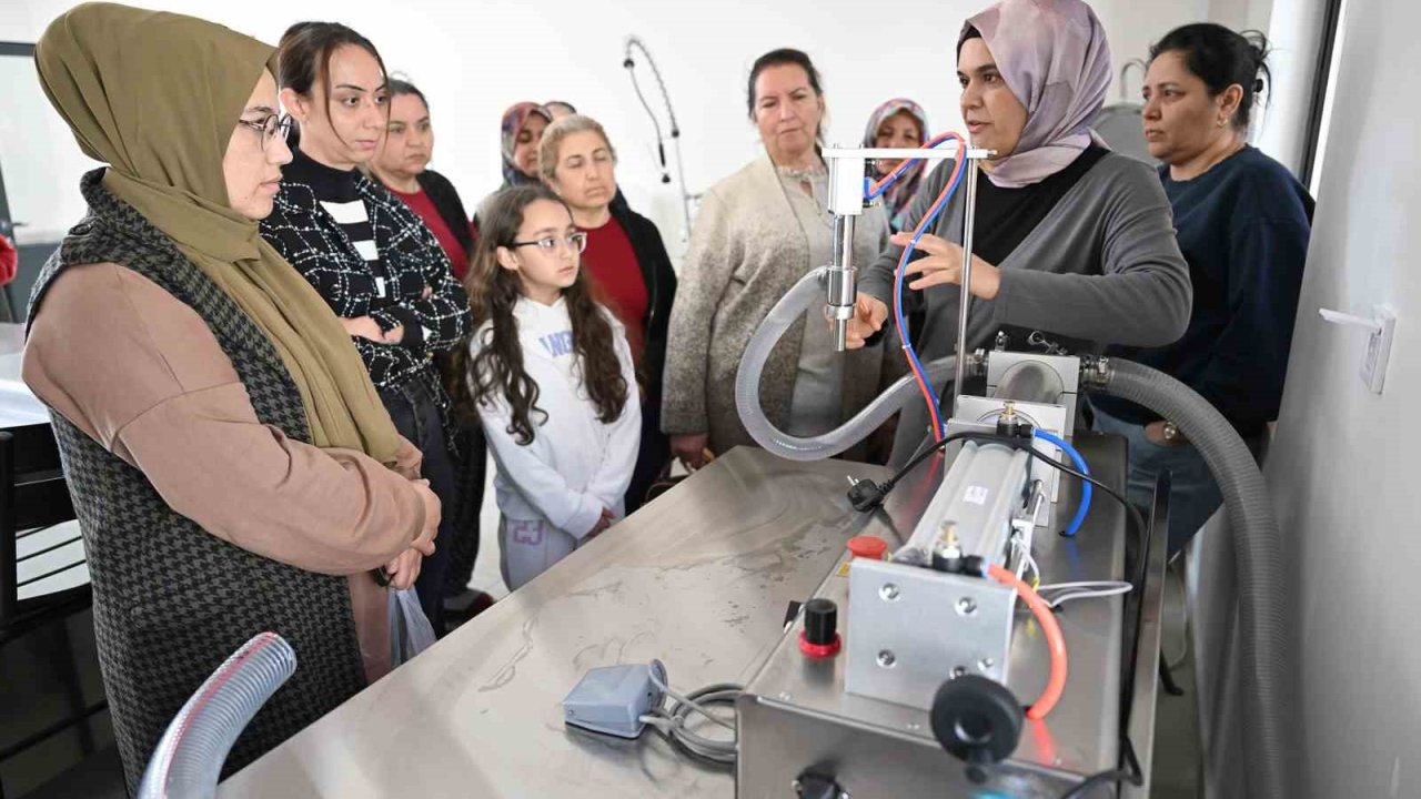 Mersin’de ’Köyümüz Atölye’ ile kadın üreticilere güçlü destek