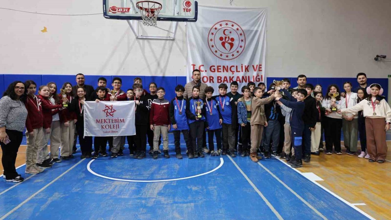 Minik satranççılar Bilecik’te derece için hamle yaptı