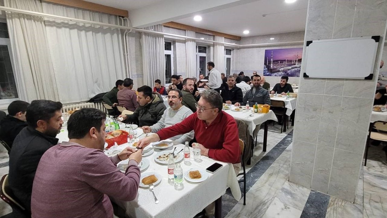 Müftülük personelleri iftarda bir araya geldi