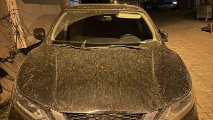 Muratlı’da çamur yağışı araçları kapladı