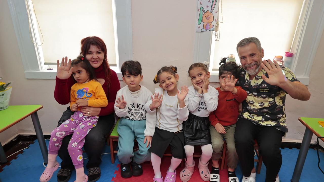 ‘Mutlu Çocuklar’a hayvan sevgisi eğitimi