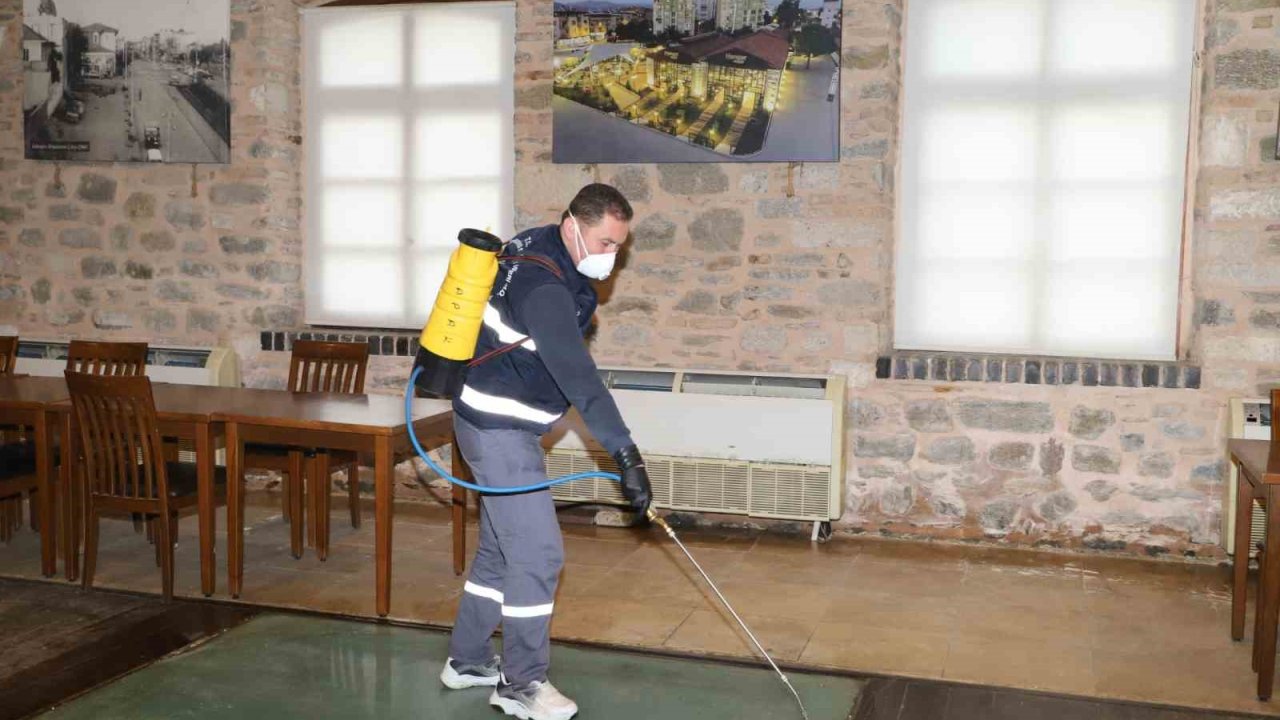 Nazilli Belediyesi’nden iş yeri ilaçlamasına sertifika desteği