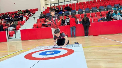 Niğde’de floor curling heyecanı yaşandı