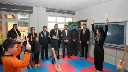 Öğrenciler modern mini spor salonuna kavuştu