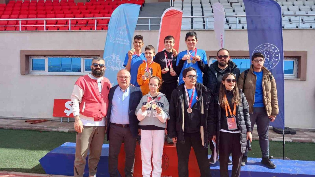 ‘Okul Sporları Özel Sporcular Gençler ve Yıldızlar Atletizm Müsabakaları’ tamamlandı