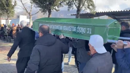 Osmaniye’de eski eşi tarafından öldürülen 2 çocuk annesi kadın toprağa verildi