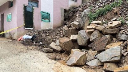 Osmaniye’de toprak kayması nedeniyle bir evde hasar oluştu