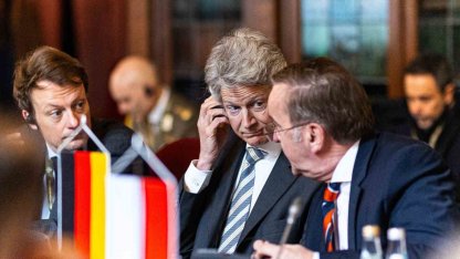 Polonyalı Bakan Kosiniak-Kamysz: "Savaş teknikleri şekilde değişiyor, uygun şekilde tepki vermeliyiz"