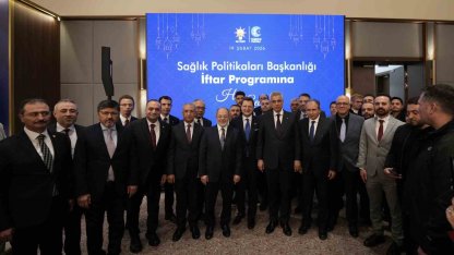 Sağlık çalışanları iftar sofrasında buluştu