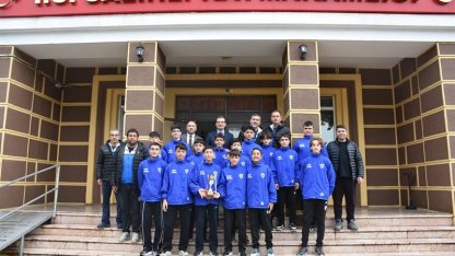 Salihli Kaymakamı Güldoğan, şampiyonları ağırladı