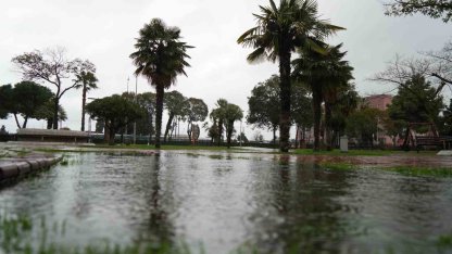 Samsun’a son 3 günde 300 kilo yağış düştü