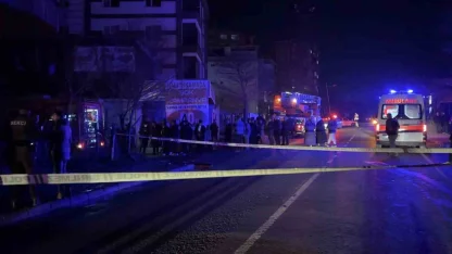 Samsun’da çatı katı alev alev yandı: 1 yaralı