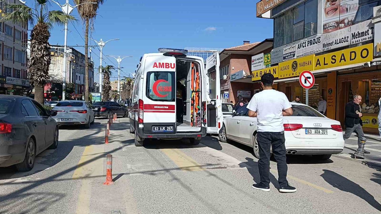 Şanlıurfa’da motosikletler çarpıştı, sürücüler yaralandı