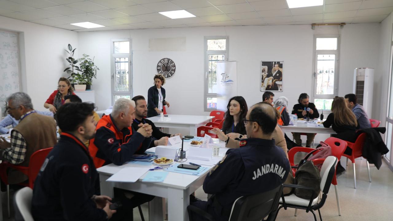 Seferihisar’da Tsunami Çalıştayı: “Bir daha asla hazırlıksız yakalanmayacağız”