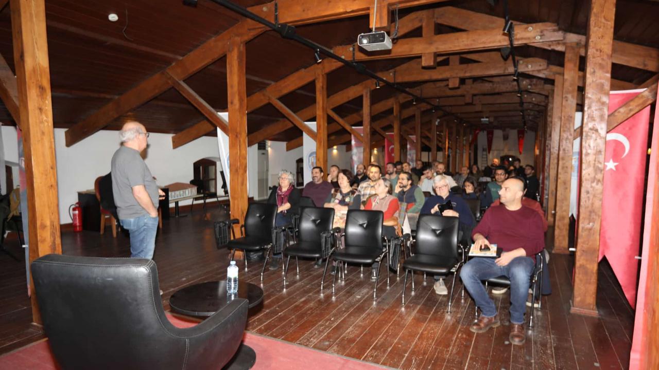 Selçuk Efes Kent Belleği’nde Babalar İçin “Başarı” Söyleşisi