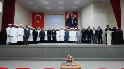 Sinop’ta 70 din görevlisine cübbe ve sarık giydirildi