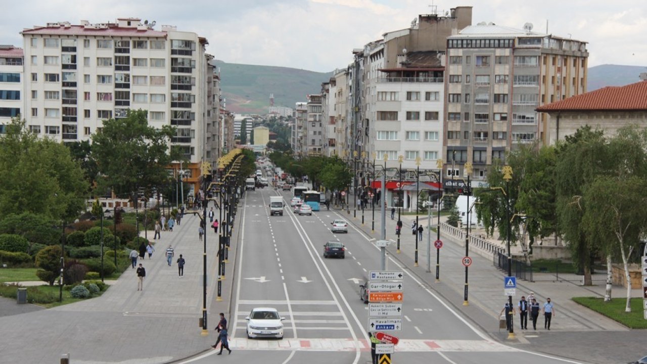 Sivas’ta yılın ilk ayında 696 konut, 111 iş yeri satıldı