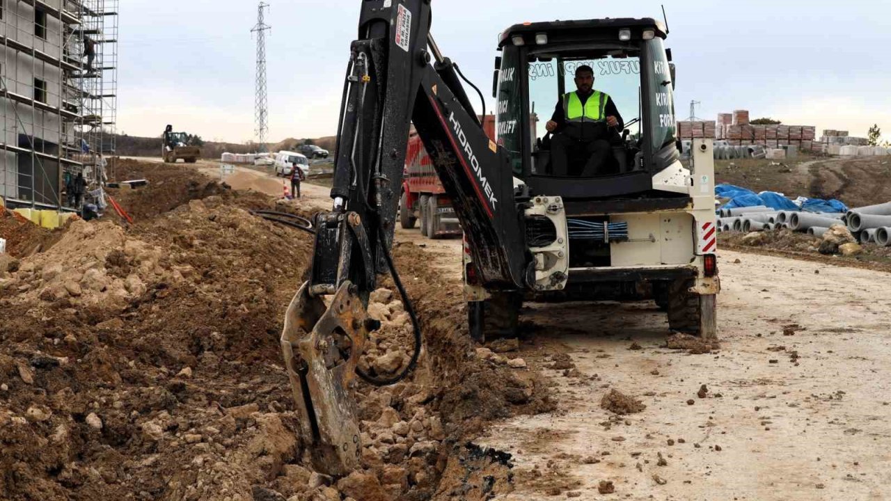Söğüt’te alt yapı çalışmaları aralıksız sürüyor