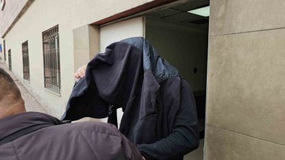 Suç örgütü operasyonunda gözaltına alınan 9 kişi adliyeye sevk edildi