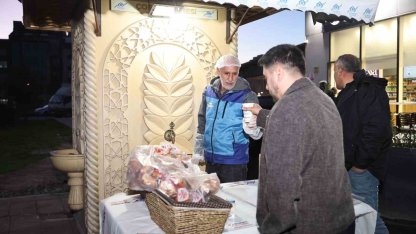 Sultangazi Belediyesi’nden iftara yetişemeyenler için sıcak çorba ikramı