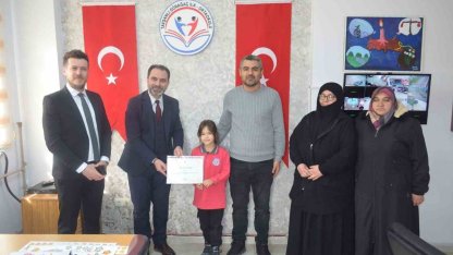 Tavşanlı’da dereceye giren öğrenciye tebrik ziyareti