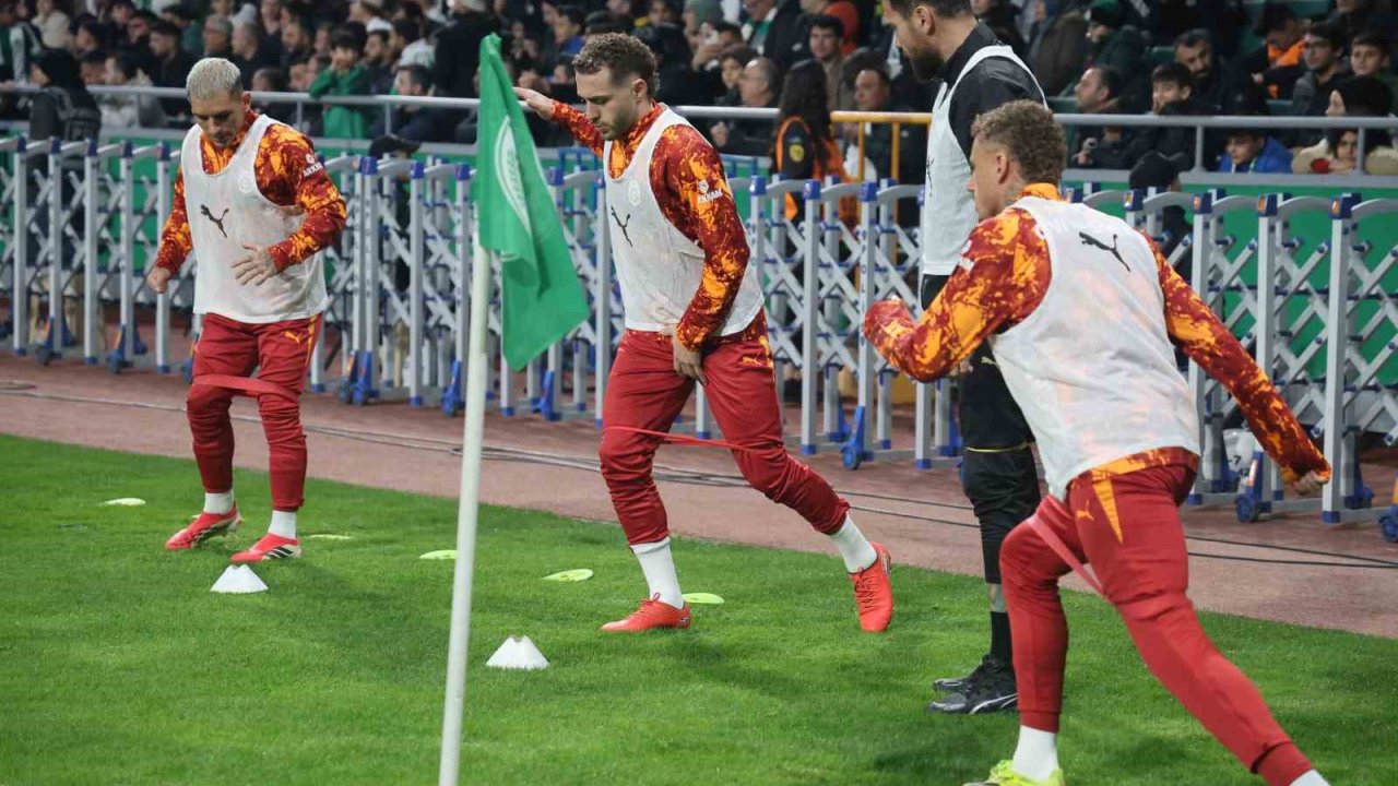 Trendyol Süper Lig: Konyaspor: 0 - Galatasaray: 0 (İlk yarı)