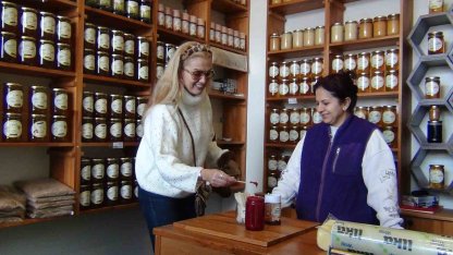 Tuğba Özay’dan Kars’ta Birlik ve Beraberlik Mesajı: "Emperyalizmin oyununa gelmeyelim"