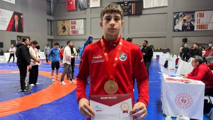 Türkiye şampiyonasında kürsüye çıktı