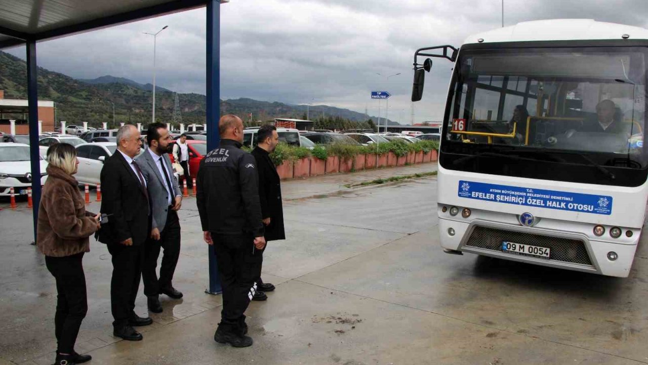 Üniversitedeki yol hasarı yerinde incelendi