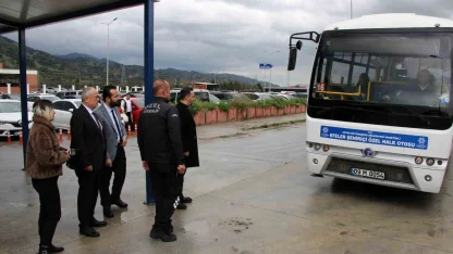 Üniversitedeki yol hasarı yerinde incelendi