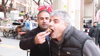 Uzman diyetisyenden iftar ve sahur arasında 2 litre su tüketimi önerisi