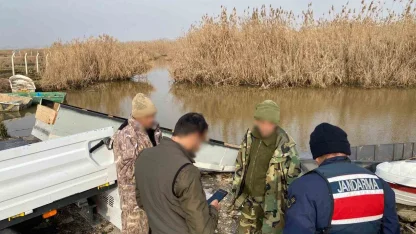 Yasak bölgede avlanan 3 şahıs, jandarma ekiplerince yakalandı