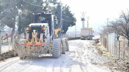 Yeşilyurt Belediyesi, Görgü Mahallesi’nde yol çalışmalarını hızlandırdı