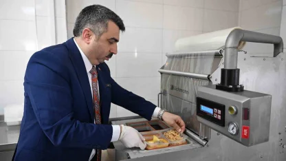 Yıldırım’da, gönüller de sofralar da bir