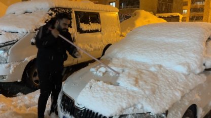 Yüksekova’da kar kalınlığı 15 santimetreye ulaştı
