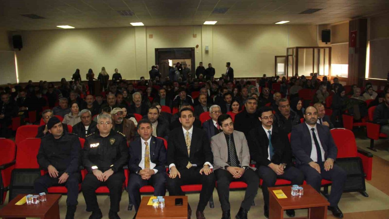 Zara’da arıcılık konferansı düzenlendi