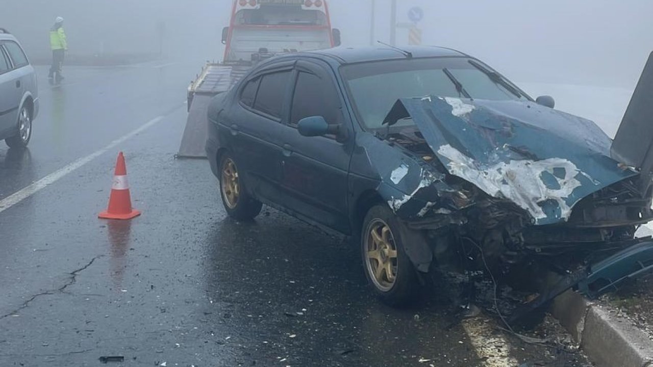 2 aracın karıştığı kazada 2 kişi yaralandı