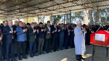 72 yaşında hayatını kaybeden emekli Vali Yardımcısı son yolculuğuna uğurlandı