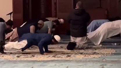 ABD’de yaşayan Trabzonlu imam teravih sonrası cemaate 61 şınav çektiriyor