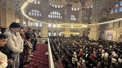 Adana’da bayram namazı kılındı