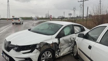 Adıyaman’da zincirleme kaza kamerada