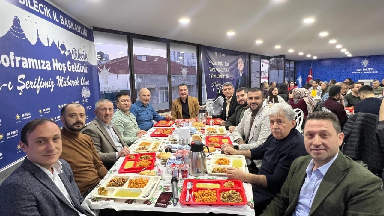 AK Parti Bilecik İl Başkanlığı’nda iftar programı düzenlendi