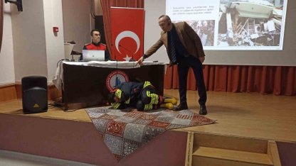 Alaplı’da deprem farkındalığı semineri düzenlendi