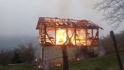 Alev topuna dönen ardiye kullanılamaz hale geldi