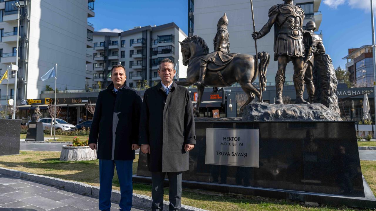 Ali Mahir Başarır Bornova’dan mesaj verdi: “Çözüm CHP iktidarında”