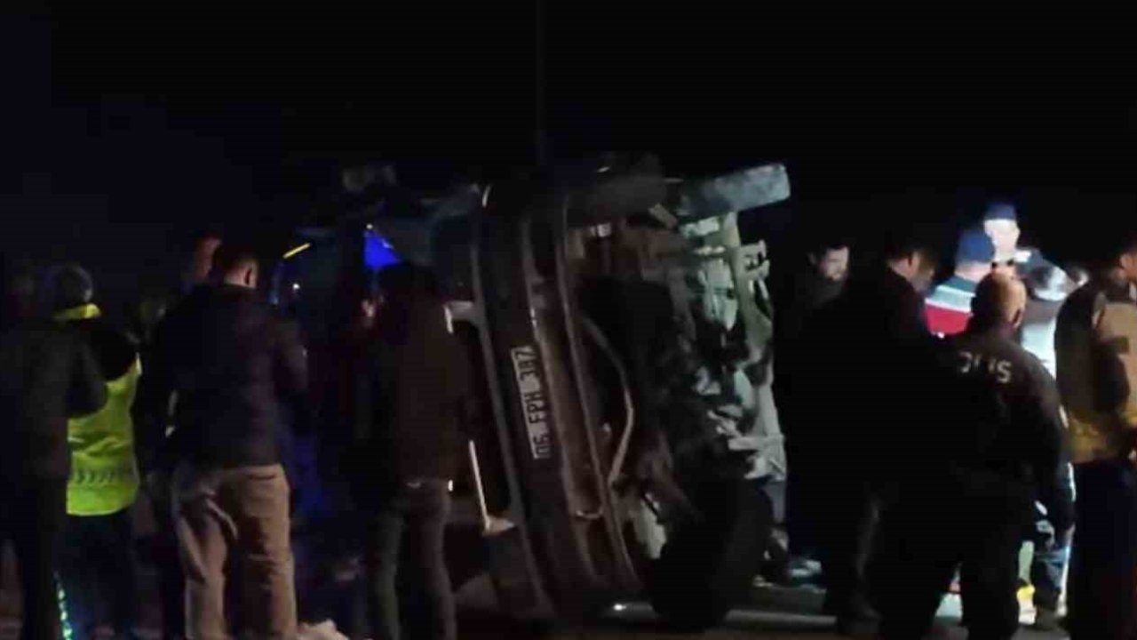 Ankara’da trafik kazası: 2 ölü, 12 yaralı