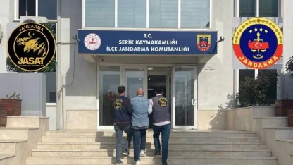 Antalya’da 2 kişiyi kasten öldürmeden 10 yıldır aranıyordu, JASAT operasyonuyla yakalandı