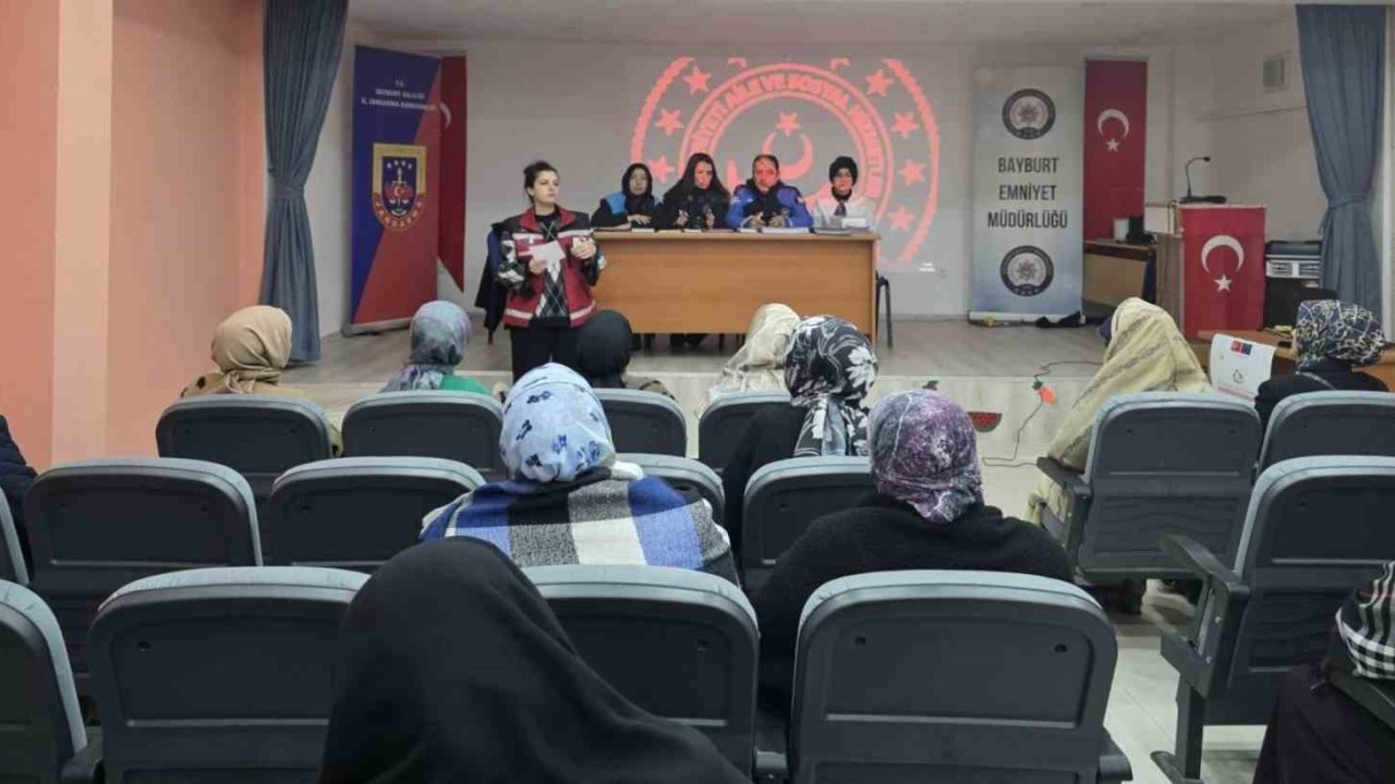 Arpalı’da ‘Birlikte Güçlü Bir Aileyiz’ projesi veli ve öğretmenlere anlatıldı