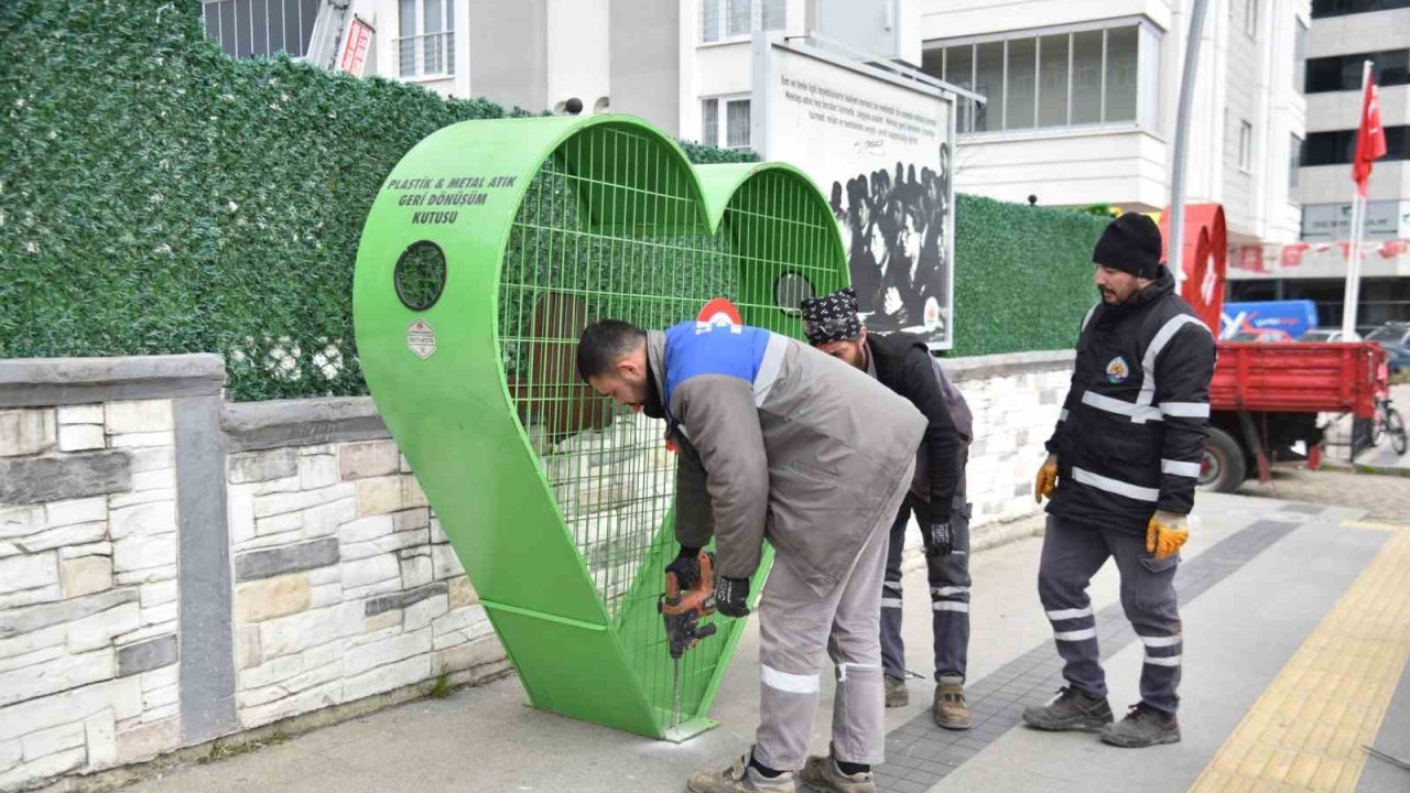 Atakum’a doğa dostu geri dönüşüm kutuları